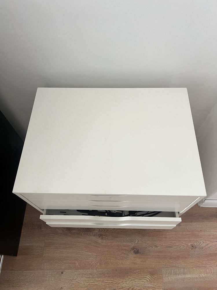 Komoda na kółkach Alex ikea
