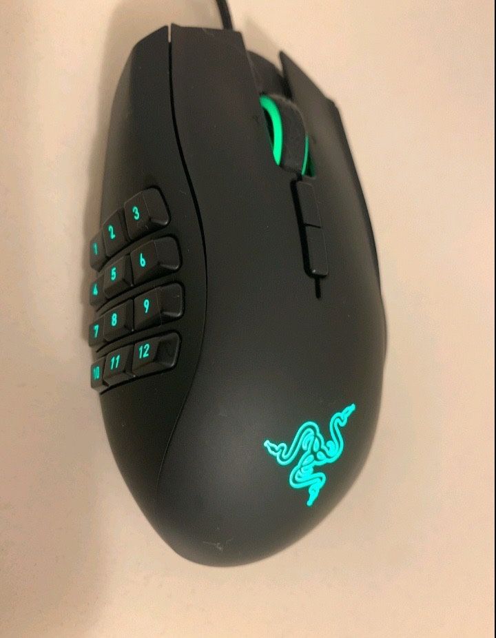 Компʼютерна мишка Razer Naga chroma
