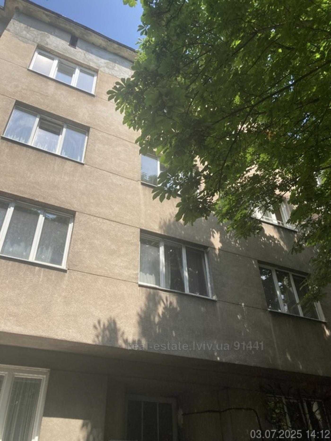 Продаж 2 кімнатної кв.
вул. Єфремова, Фран. район, місто Львів. Центр
