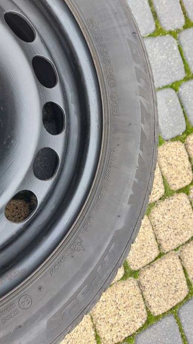 4x Bridgestone Blizzak LM32 ZIMA 205/55 R16 + felgi stalowe 5x112 VW