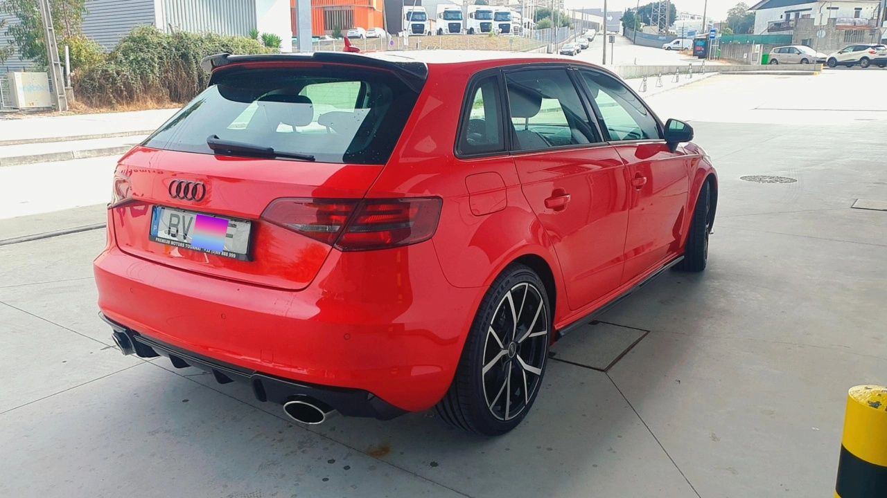 Audi A3 SPORTBACK ULTRA 1.6TDI 110 cv "LOOK RS3"