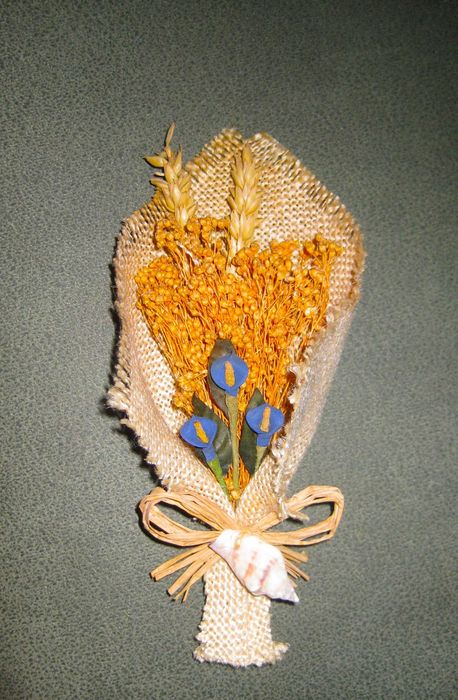 Ramo Pequeno de Flores Pano e Flores Secas para Páscoa