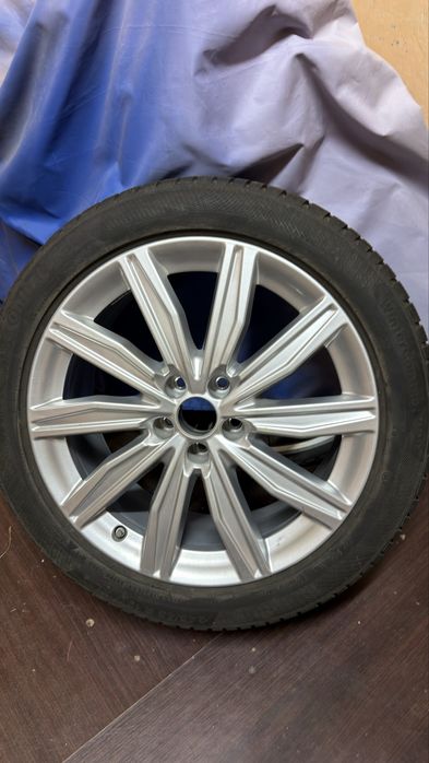 Koła zimowe 245/45/R19 OEM Audi A6/S6 2024