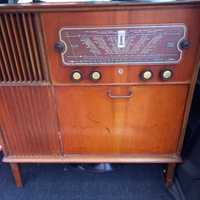 Antyczne radio z gramofonem Philips