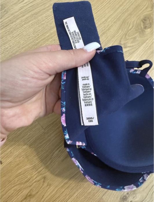 бюстгальтер Victoria's Secret Love Cloud Lightly Lined з квітковим