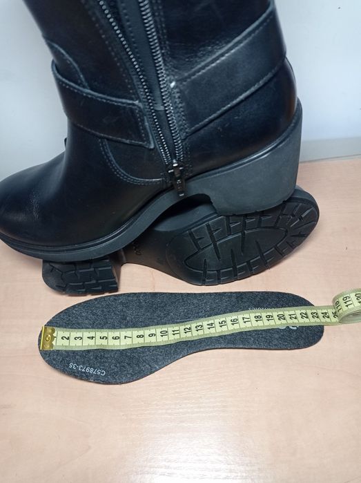 Жіночі ботильйони ЕССО Metropole Zurich Waterproof 35р.