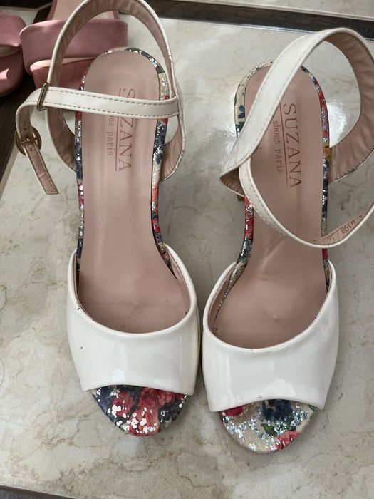 Босоніжки жіночі 400 грн