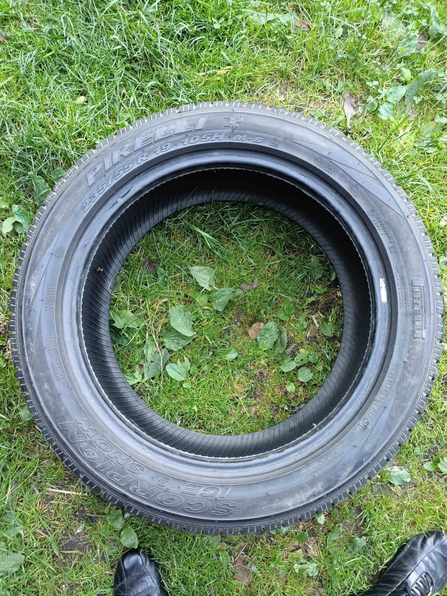 2szt Opony zimowe Pirelli 235/55R19 bieżnik 6mm