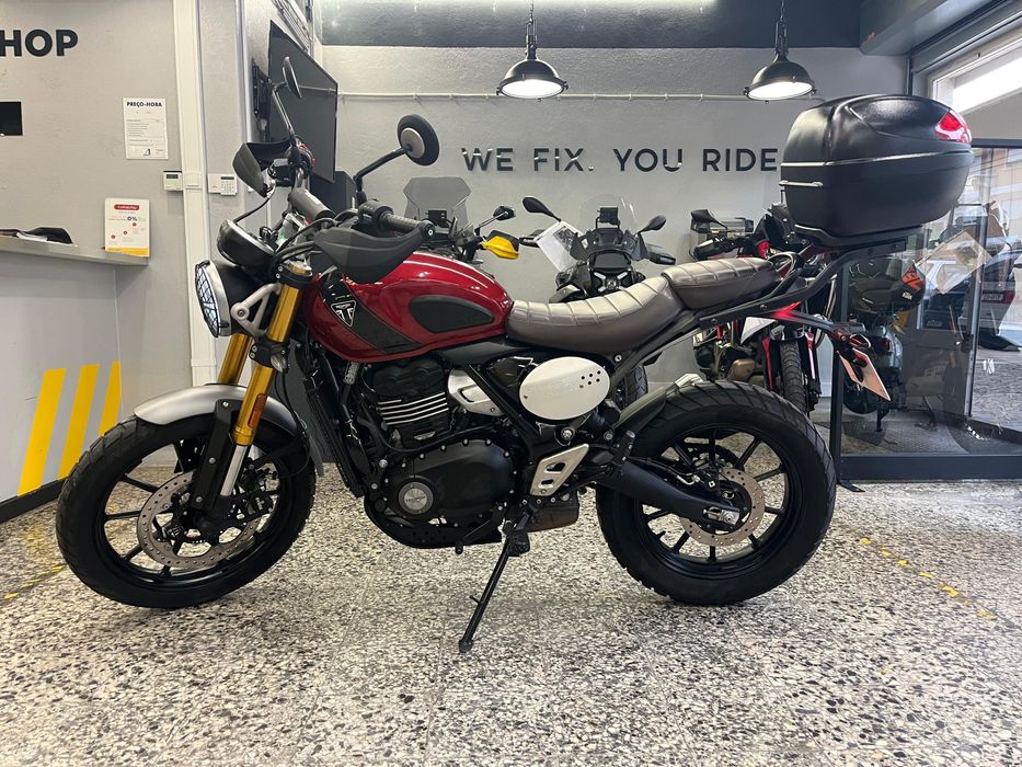Triumph Bonneville Scrambler 400 de 2023 Apenas 5700 Kms