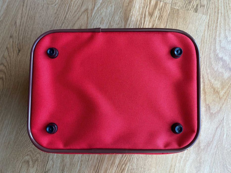 Mala Nécessaire rígido encarnado novo