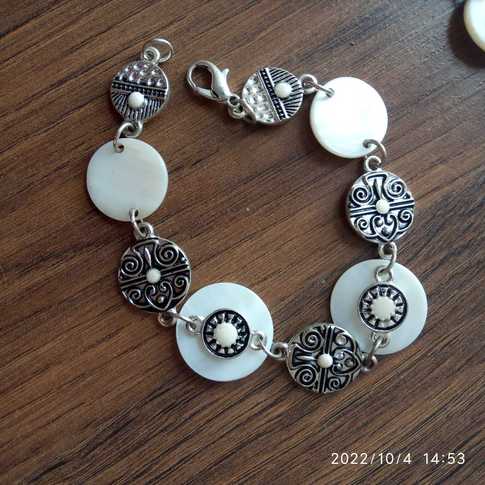 komplet biżuterii naszyjnik i bransoleta masa perłowa