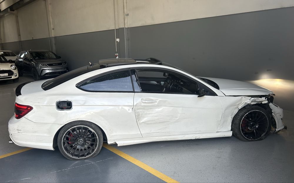 Mercedes benz C220 coupe AMG Line Aut. de 2014