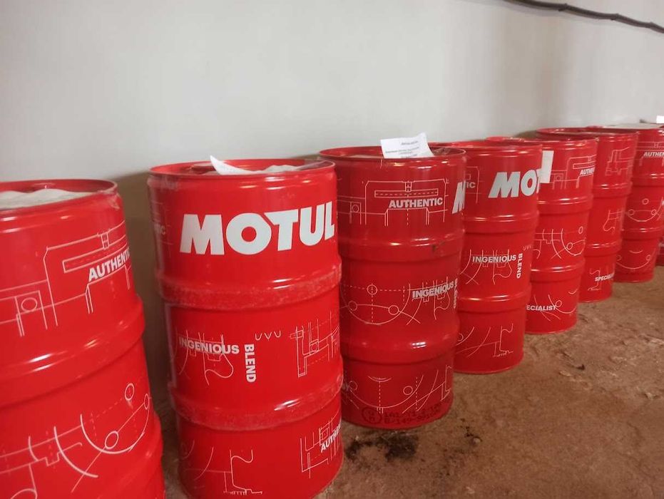 MOTUL | Обслуговування авто | Заміна оливи, масла | СТО Левандівка