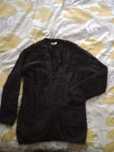 Czarny sweter kardigan włochaty 134 140 H&M