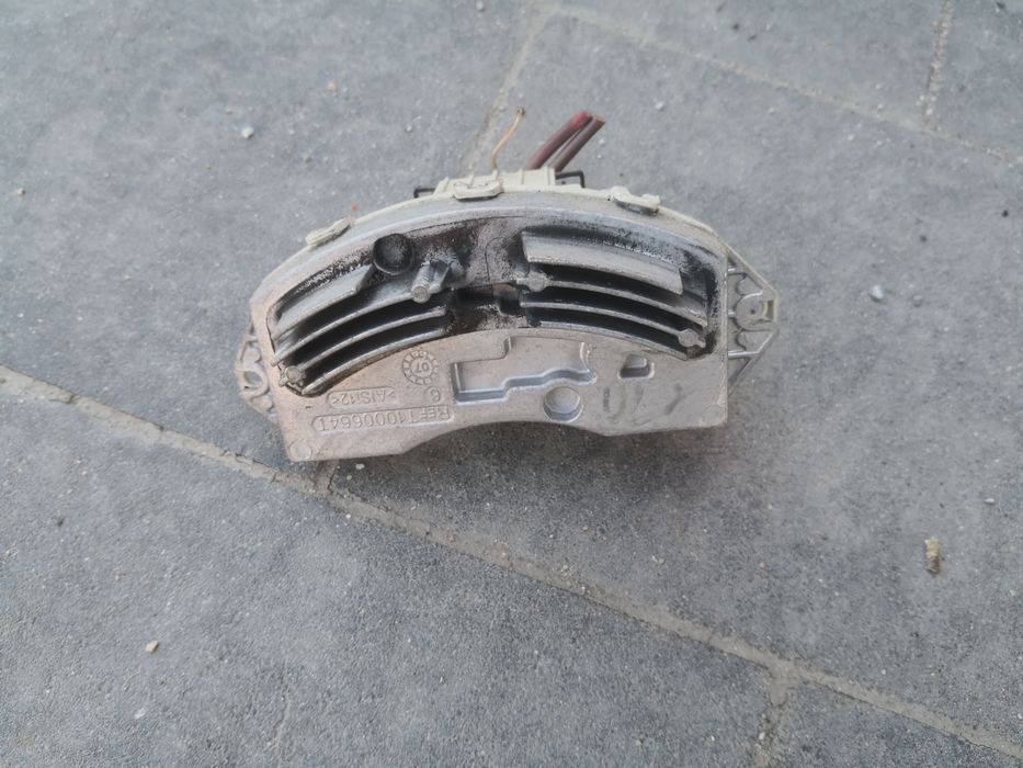 Rezystor dmuchawy jeż BMW e90 e91 e92 e87 e81 e82 e88