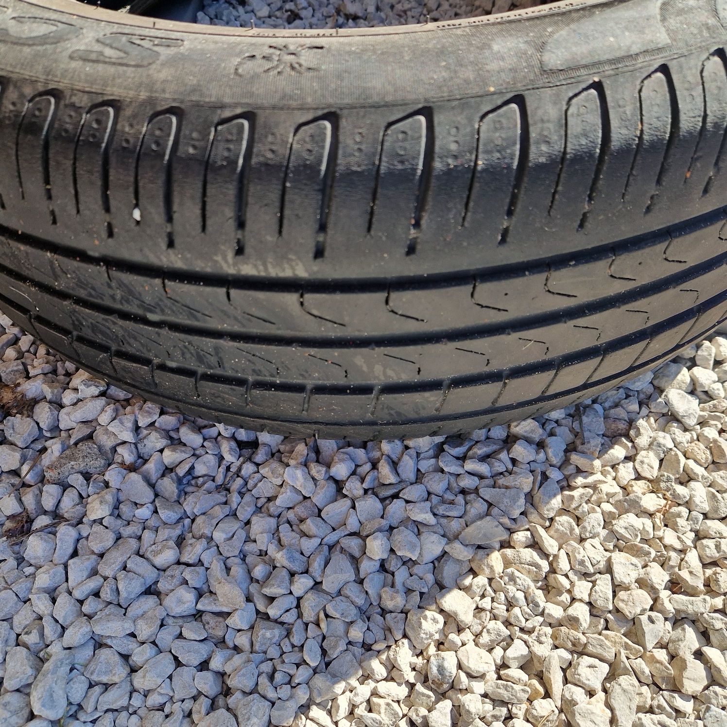 Pirelli Scorpion Verde
235/50 R19 99V