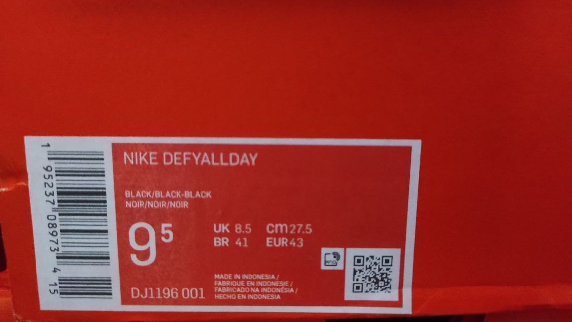 Buty Nike defyallday czarne 43