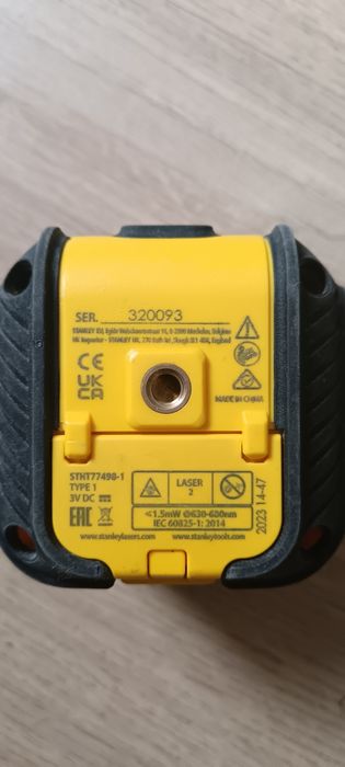 Nível linhas cruzadas vermelhas Stanley