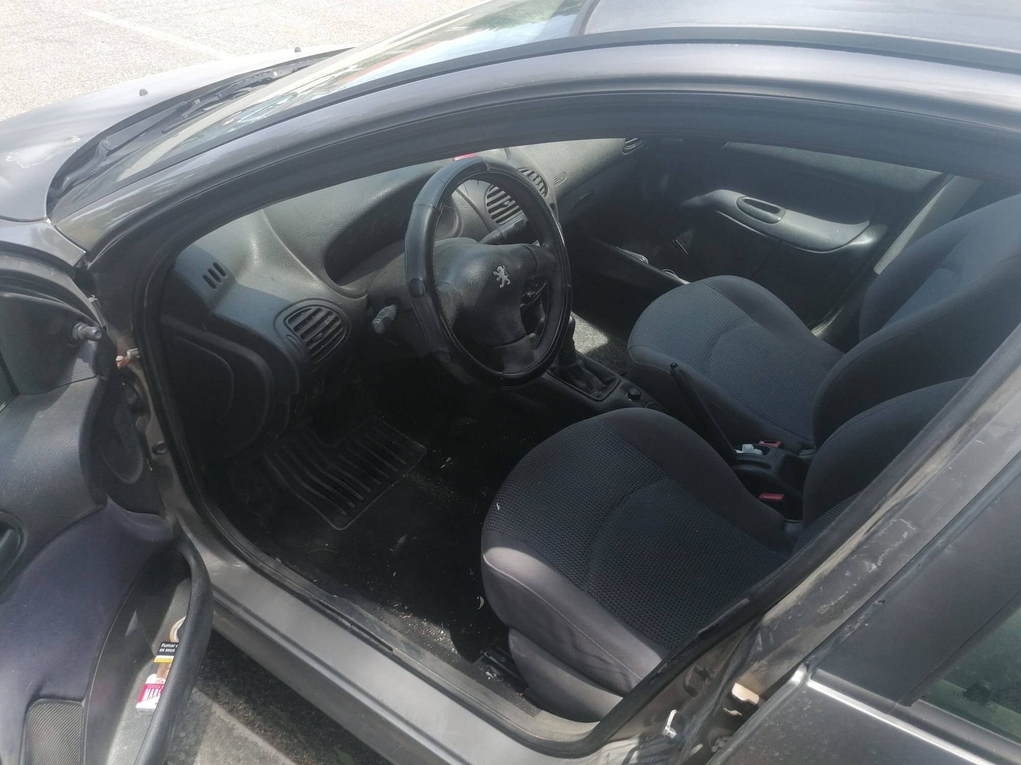Peugeot 206 ano 2000