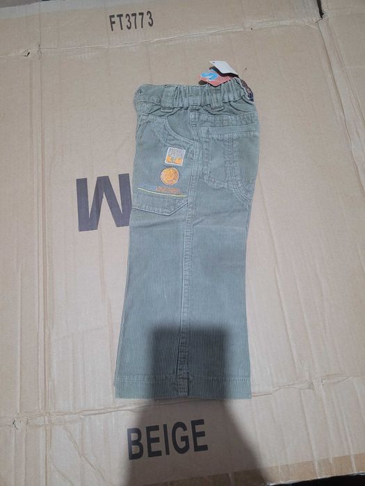 Lote de 500 peças de Roupa de criança