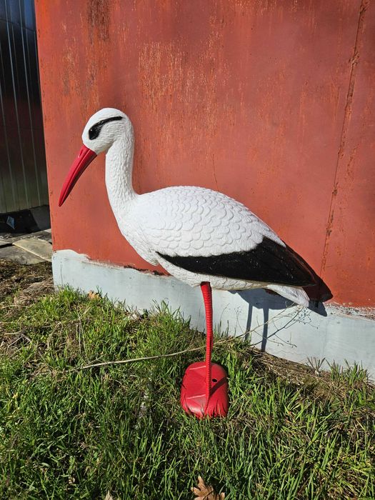Wysoka figurka bocian bociek wiosna lato na ogród działkę prezent