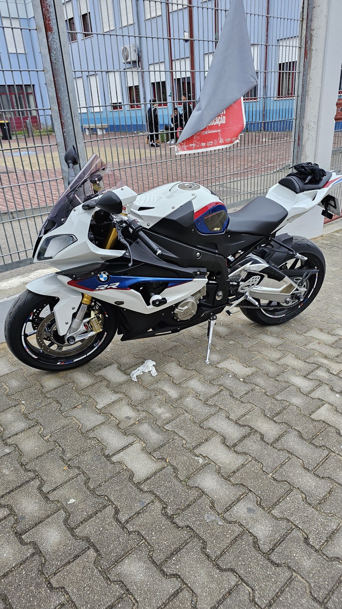 Bmw s1000rr estimada