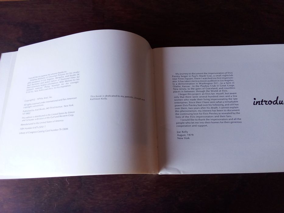 Livro de imitadores do Elvis Presley