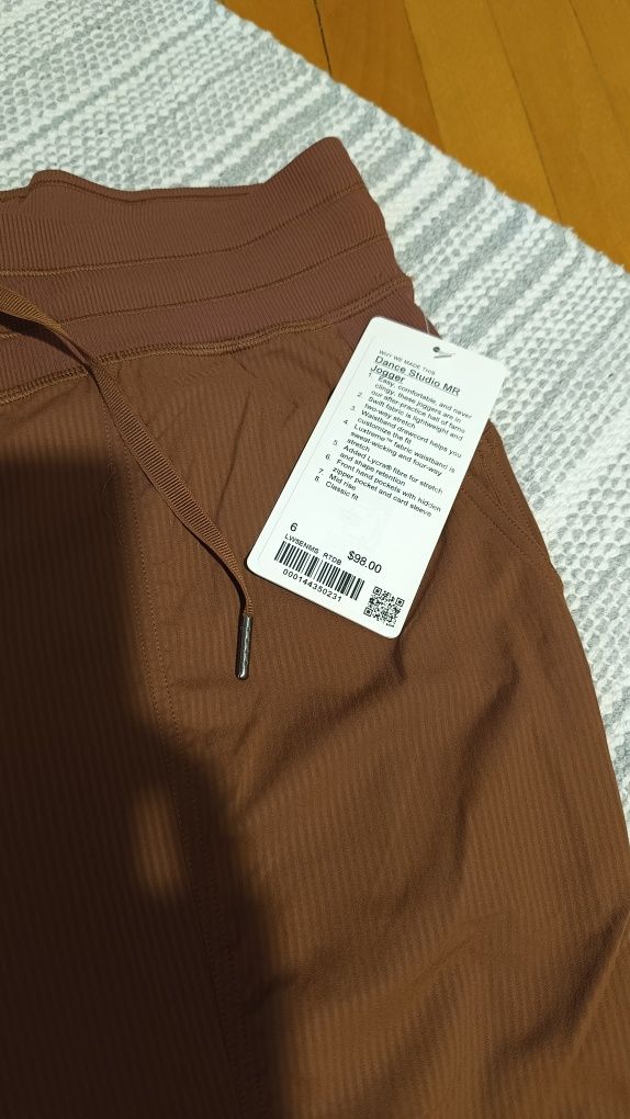 Spodnie treningowe damskie lululemon