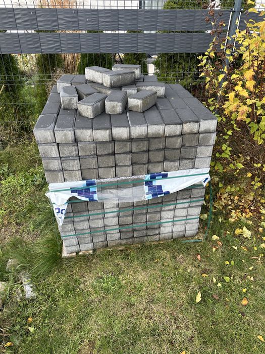 Kostka brukowa szara kolor grafit Polbruk około 14m2