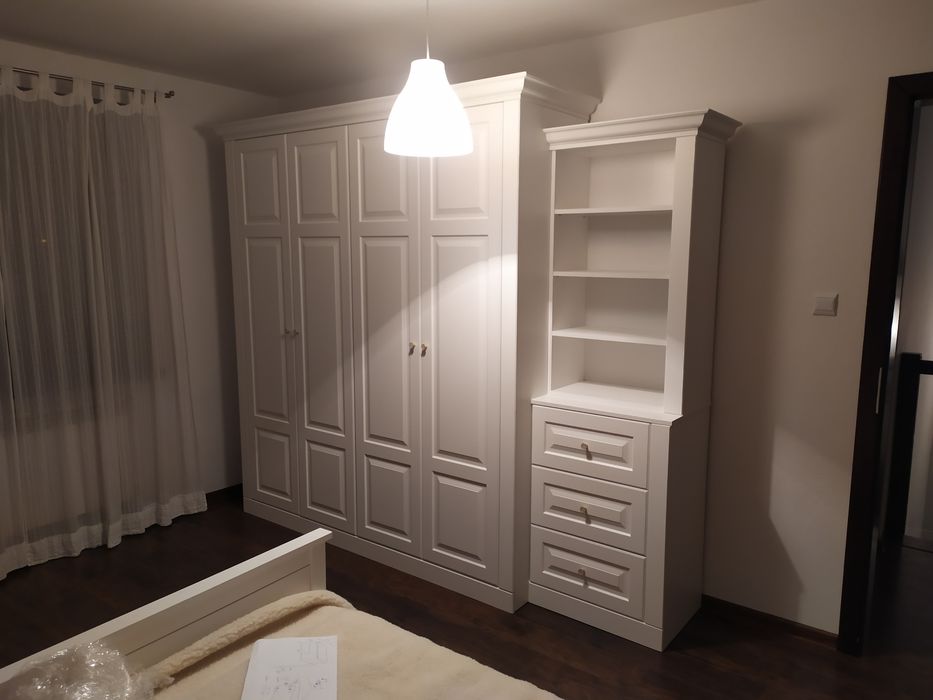 Dziecięce meble klasyczne lakierowane