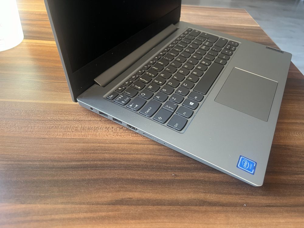 Laptop Lenovo IdeaPad 1 14 igl05 notebook jak nowy