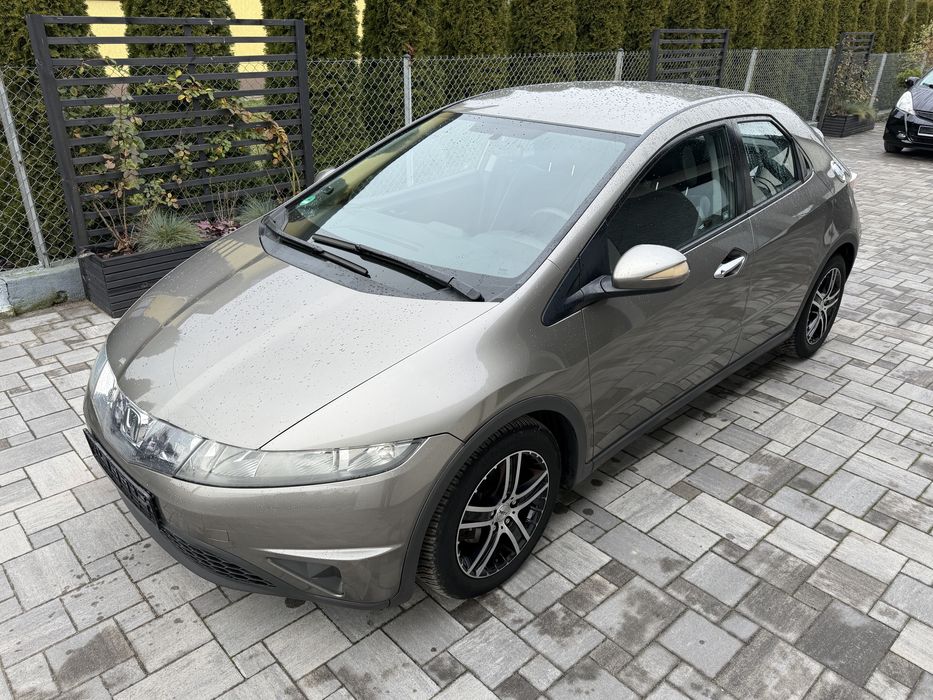 Honda Civic 1.8 140 km Automat 1 wlasciciel 132 tys km Idealna bez rdz