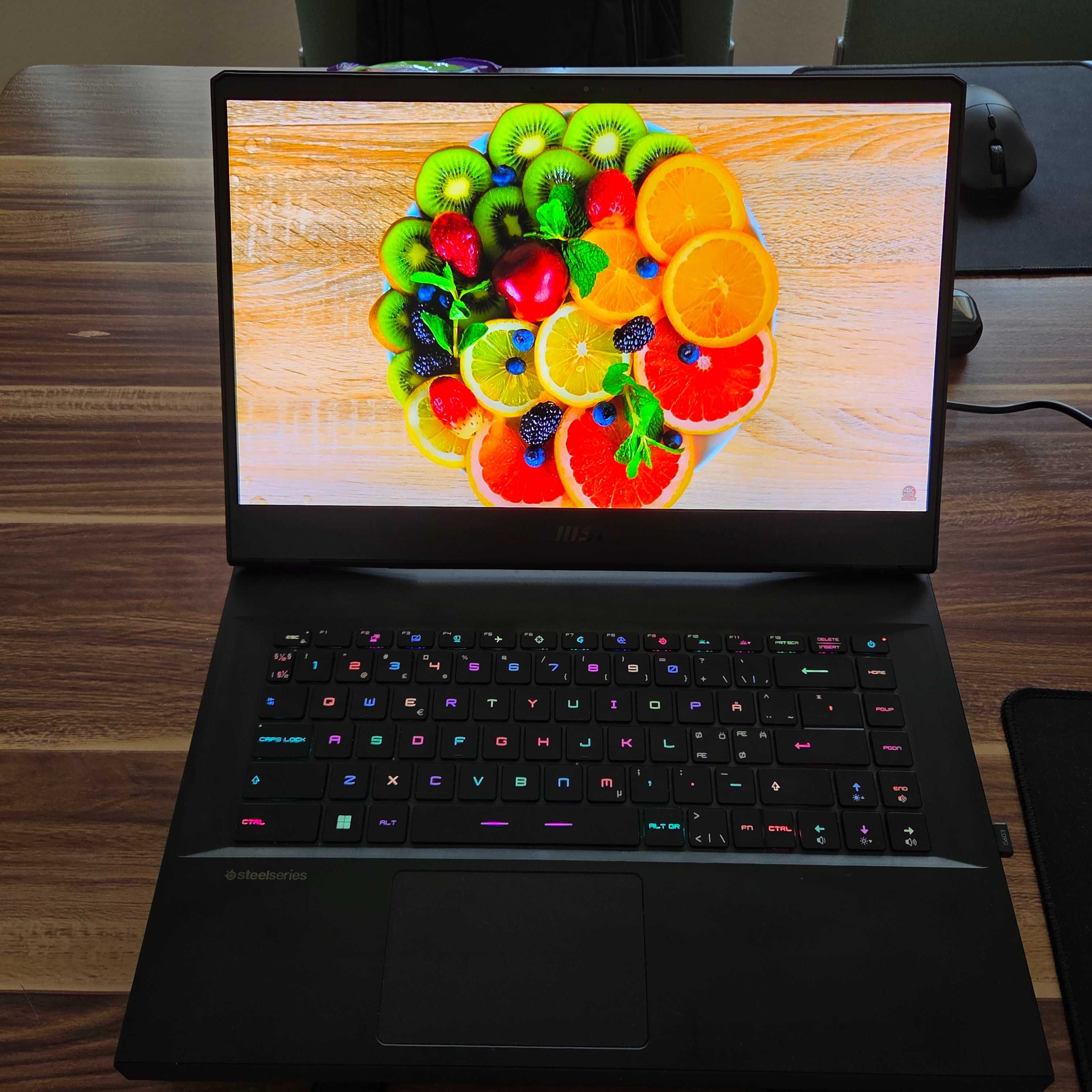 MSI 15,6" z AMOLED QHD 240Hz HDR i7 12700h 32gb ram DDR5 RTX3060 1TB