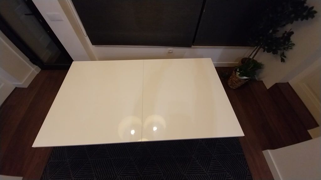 Mesa branca alto brilho extensível (como nova)