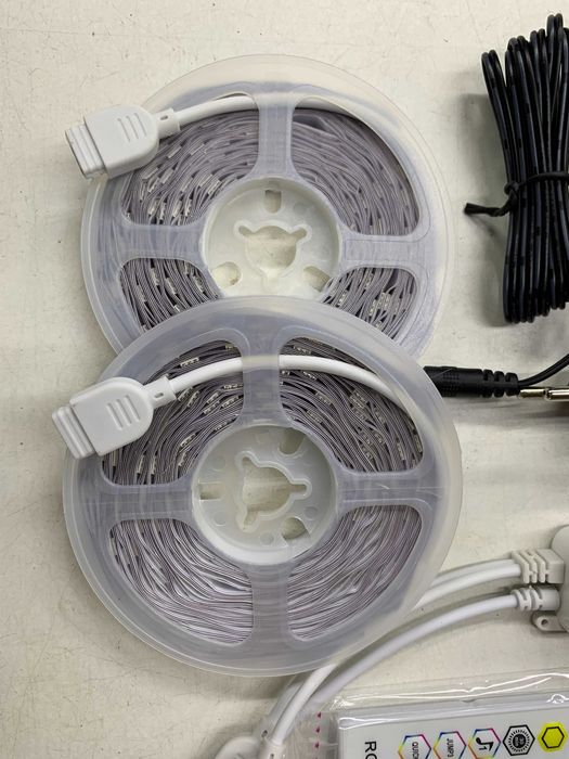 RGB Led лента 5050 15м с музыкальным Bluetooth контролером из Германии