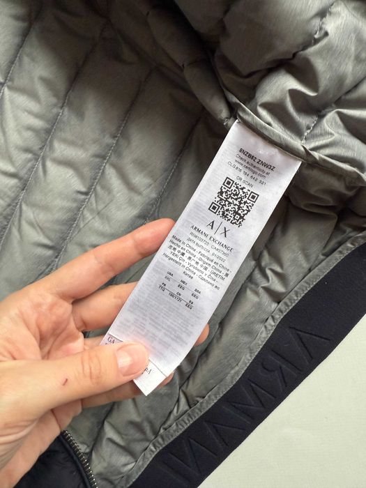 Чоловічий пуховик синього кольору armani розмір XXL