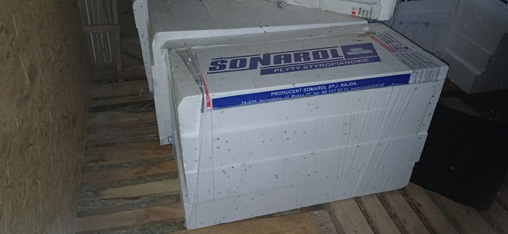 Styropian,  Klej, kolki, zaslepki