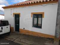 Moradia T2 para venda