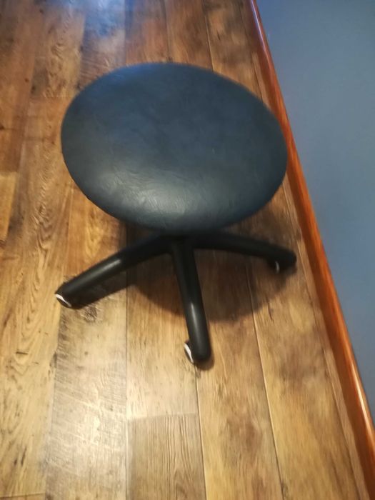 Taboret obrotowy