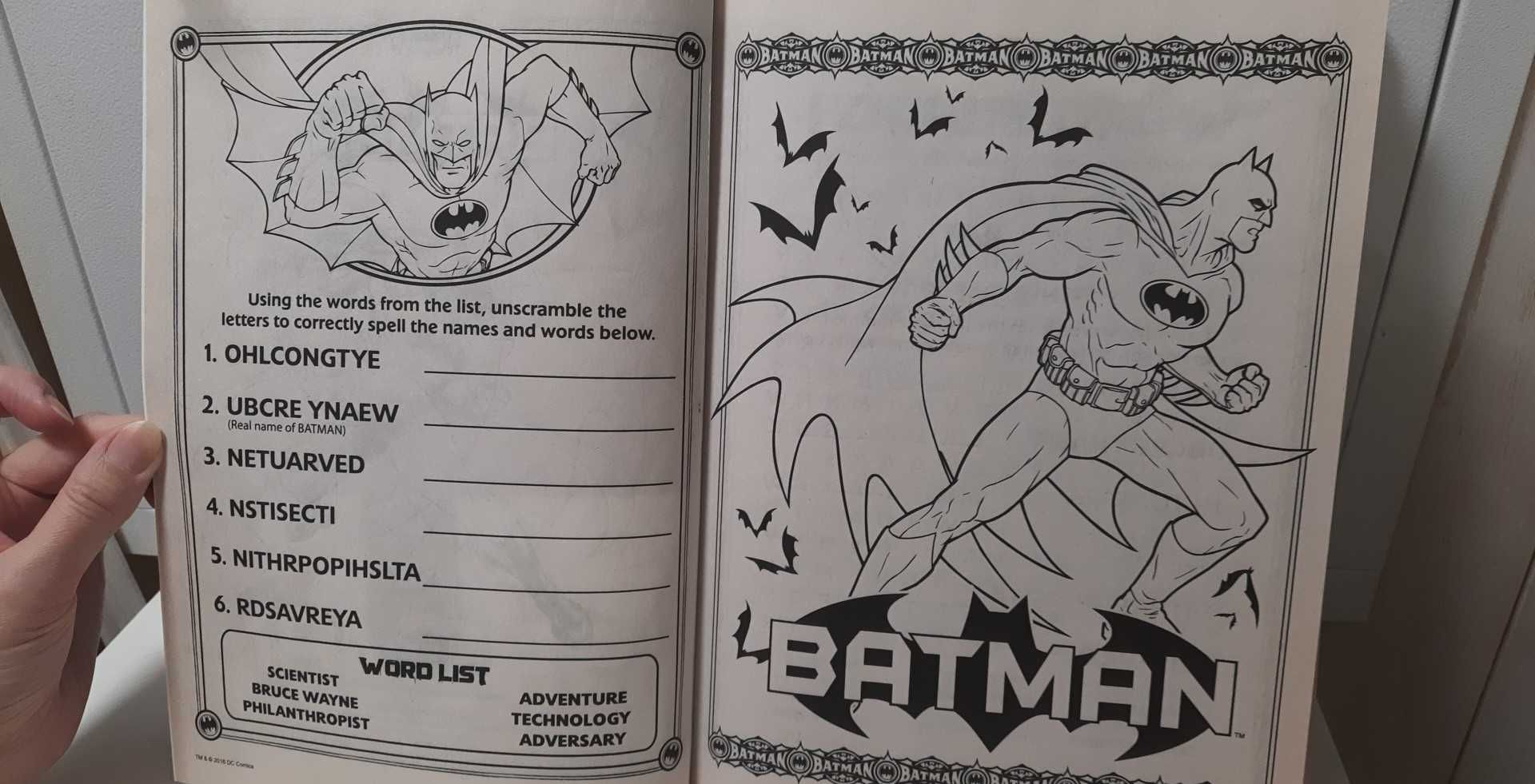 Бэтмэн Разукрашка на английском языке + Activity Book