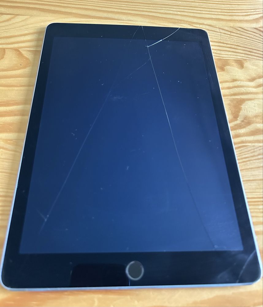 Ipad Air 2 wifi + cellular  128GB - uszkodzony
