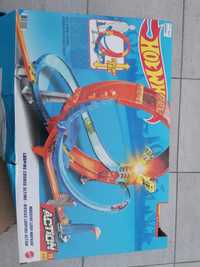 Duży Tor pętla HotWheels Massive Loop Hot Wheels