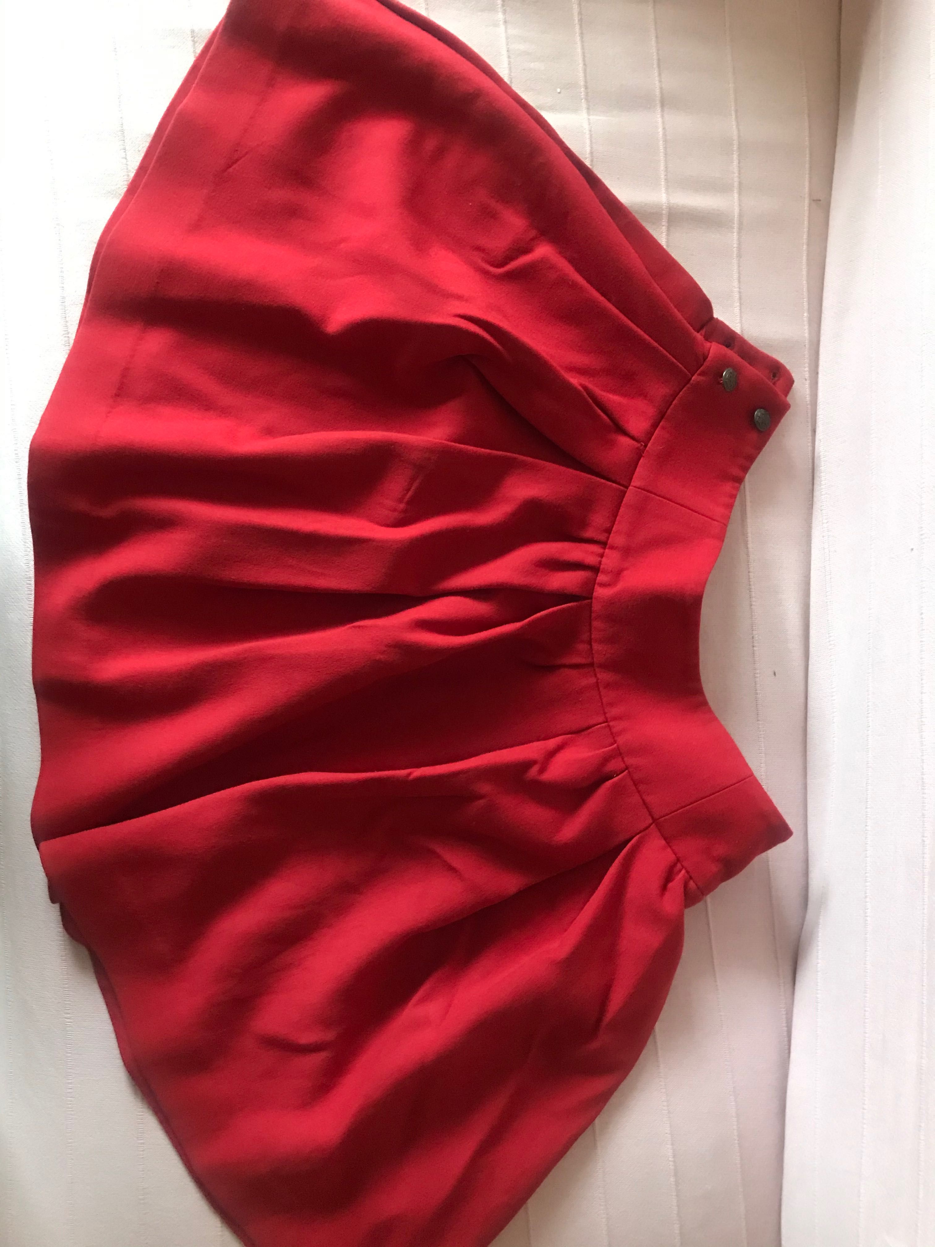 Rozkloszowana swiateczna czerwona spodniczka zara 34 xs