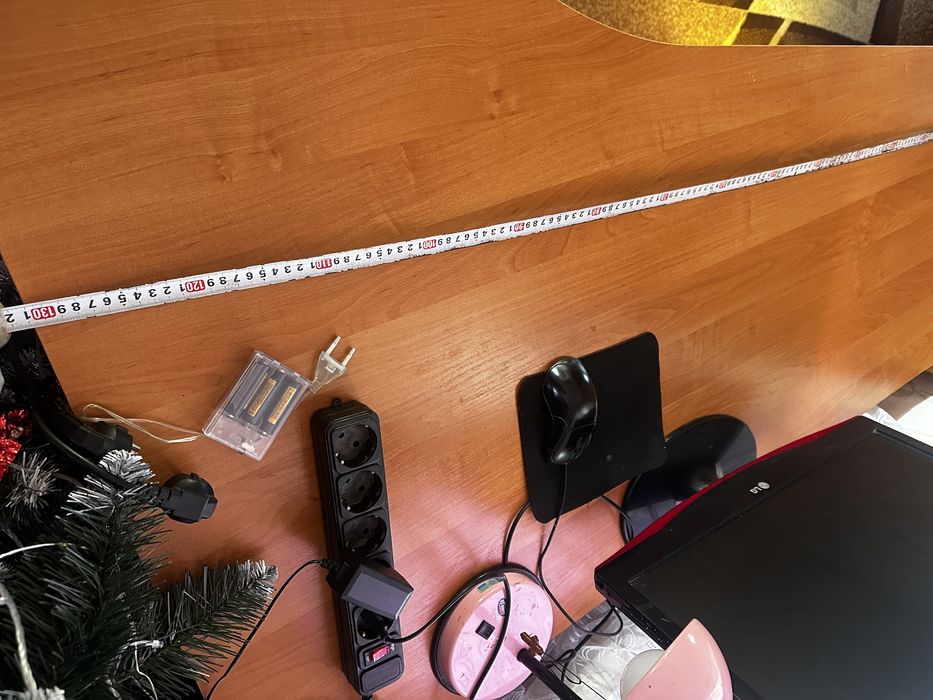 Копʼютерний стіл