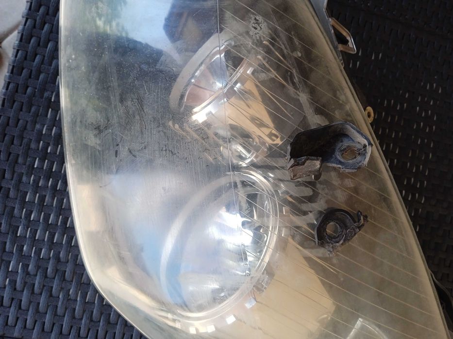 Lampa lewa do Astry H