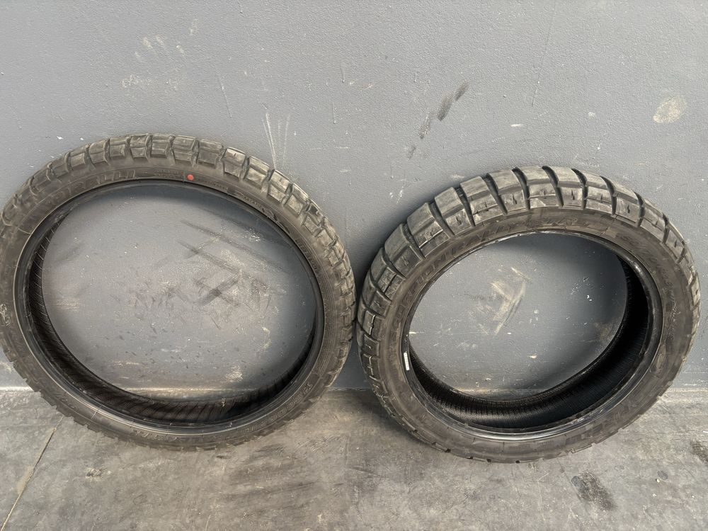 Pirelli str 90/90-21 e 150/70-18