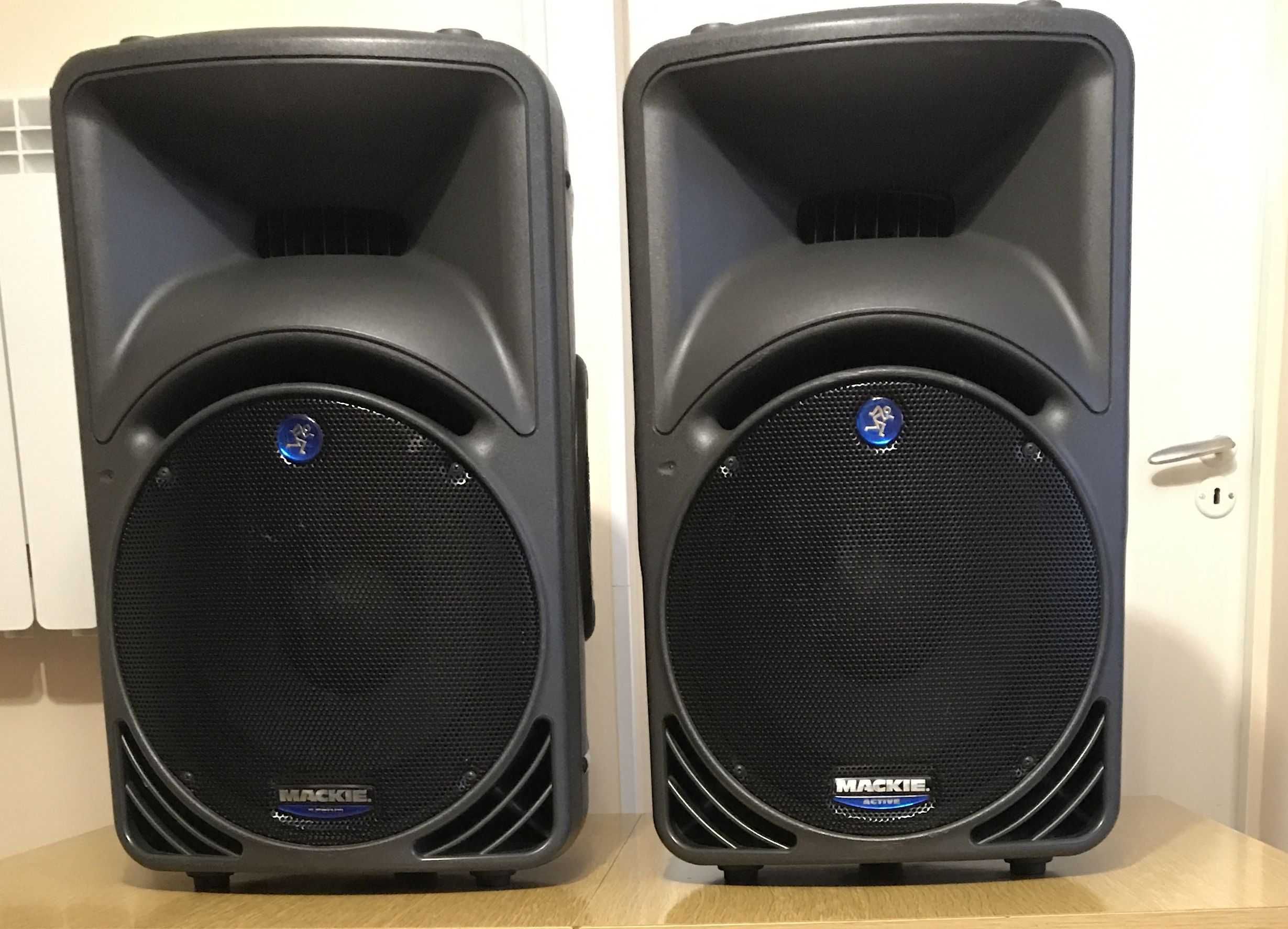 Zestaw Subwoofer aktywny 1000 W Dra-us DNO 15, Mackie SRM 450 ITALY