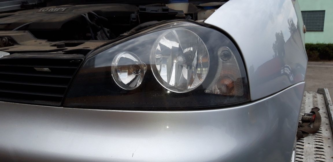 Lampa przód Seat arosa lift europa