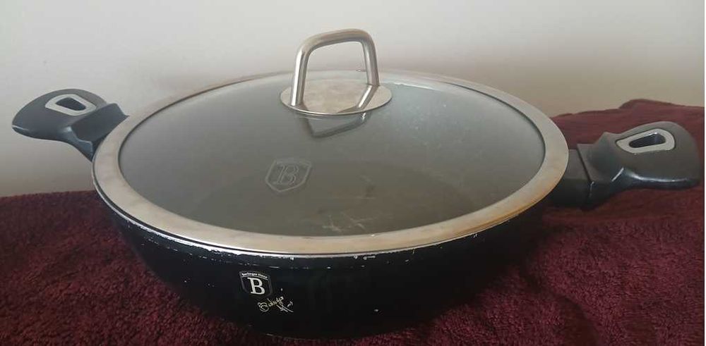 Panela Wok anti aderente 28 cm