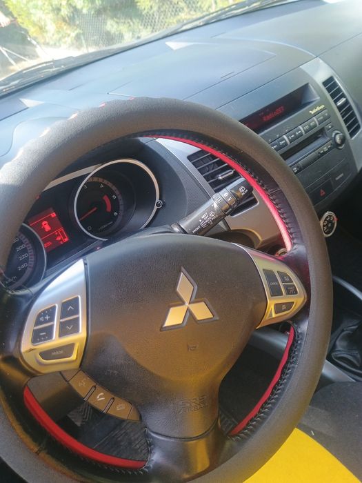 Sprzedam Mitsubishi Outlander 4x4